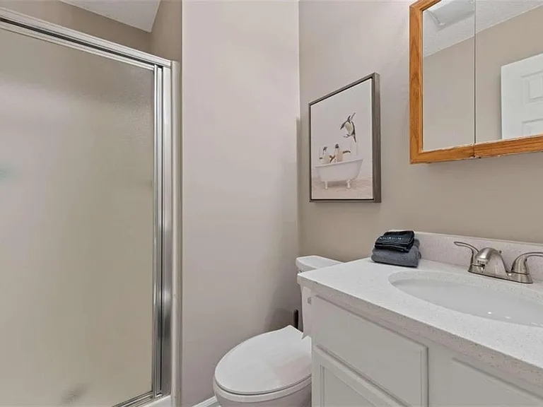 122 Bentley Pkwy — Photo 18