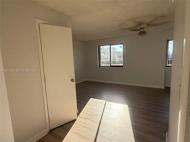 3655 NW 111th Ter — Photo 21