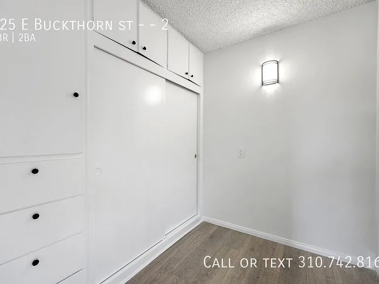 125 E Buckthorn St #2 — Photo 18