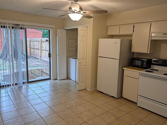 4th image of 3725 Bluestem Cir