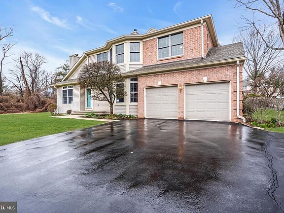 2nd image of 21 Wilkinson Way
