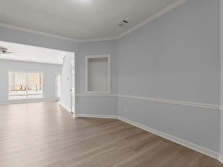 1947 Lakeshore Overlook Cir NW — Photo 16