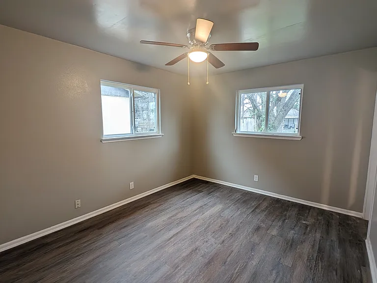 5802 Magnes Ln — Photo 18