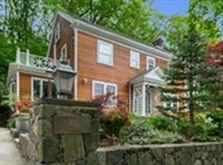 100 Berkshire Rd #100, Newtonville, MA 02460