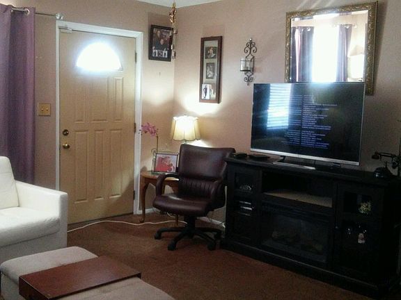 2nd image of 2114 W Sunnyside Drive