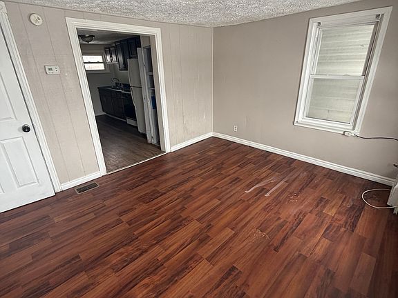 5th image of 1711 Franklin St