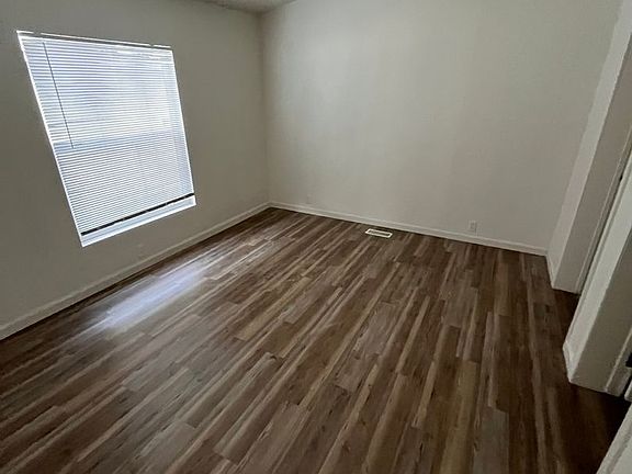 5th image of 150 Venus Cir