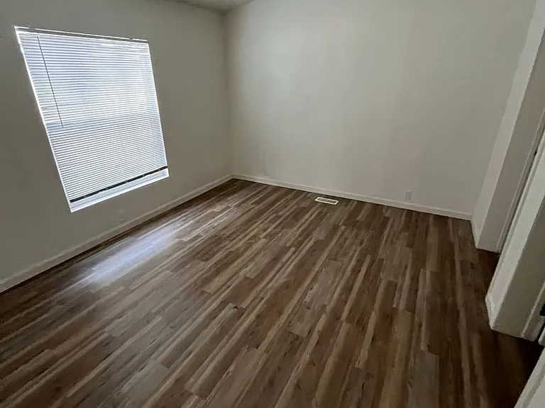 150 Venus Cir — Photo 5