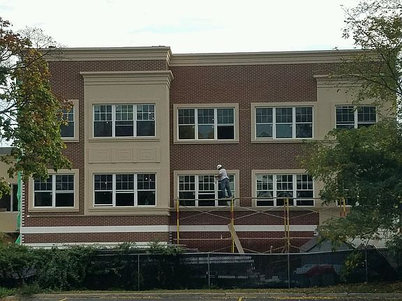 2nd image of 425 New York Ave #4