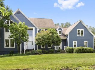 10 Coventry Ln, Andover, MA 01810