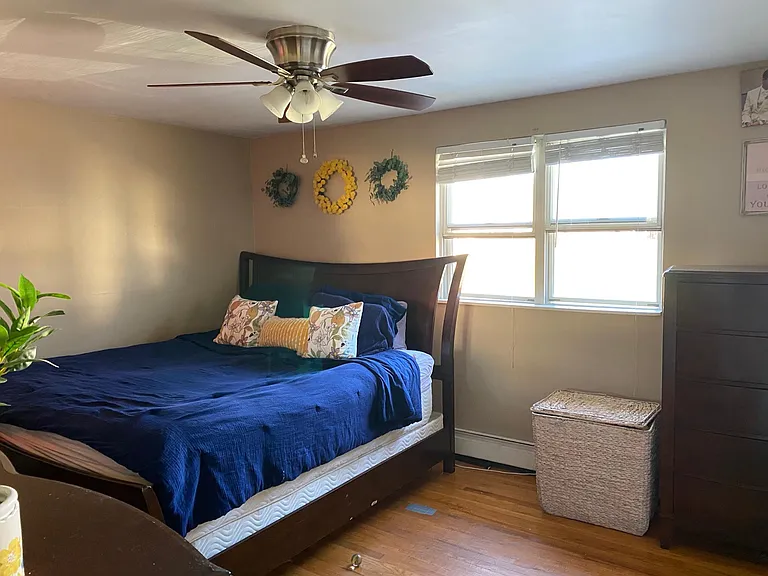 504 Wood St — Photo 9