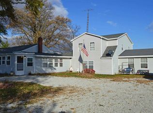 10711 S Strawtown Pike, Fairmount, IN 46928