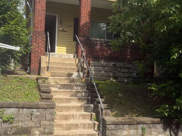 205 Dengler St, Pittsburgh, PA 15210