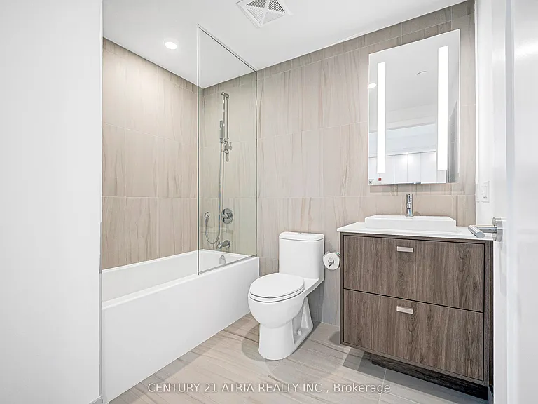 858 Dupont St #306 — Photo 9