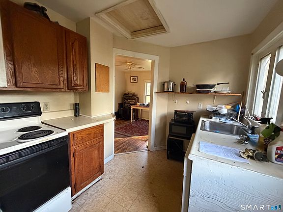 3rd image of 20 Terrace Boulevard