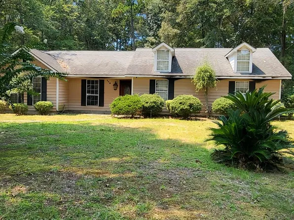 116 Falcon Dr, Americus, GA 31719