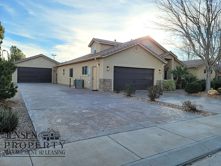 255 S 1150 W — Photo 33