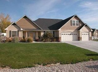 312 E Chavel Dr, Nampa, ID 83686