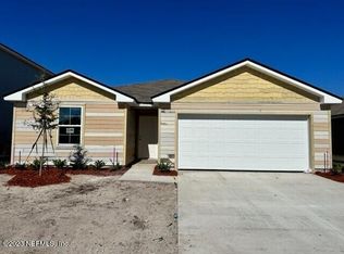 2145 Willow Springs Dr, Green Cove Springs, FL 32043