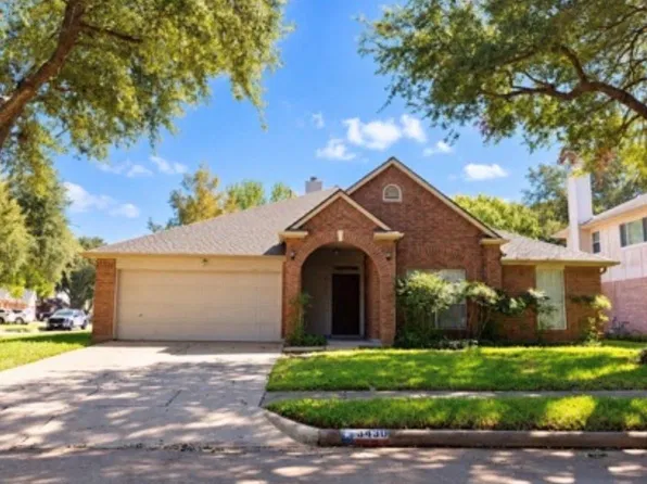 3430 Apple Orchard Dr, Richmond, TX 77406