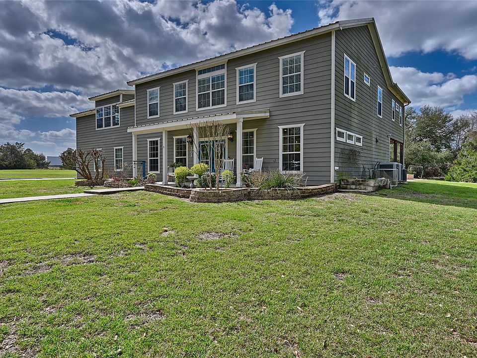 1st image of 305 Affleck Rd