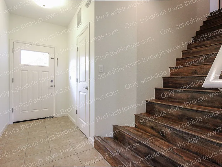 13640 SE Madena Way — Photo 4