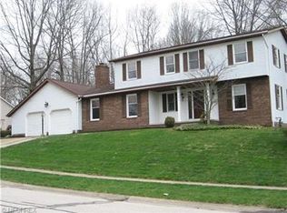 1504 Woodlake Blvd, Stow, OH 44224