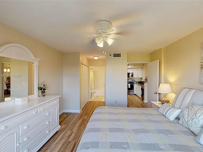 19701 E Country Club Dr #5606 — Photo 7