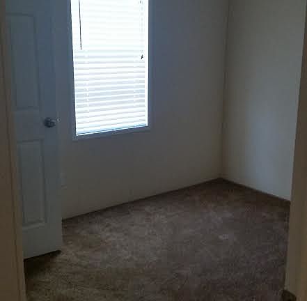3rd image of 5321 Barhydt Ave