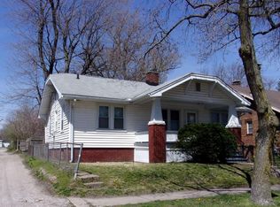 1337 N Maple Ave, Decatur, IL 62526