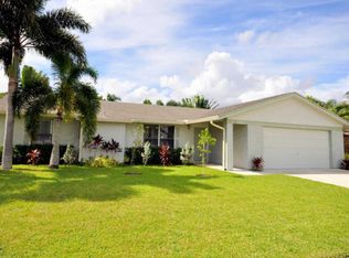 5146 Mark Dr, Boynton Beach, FL 33472