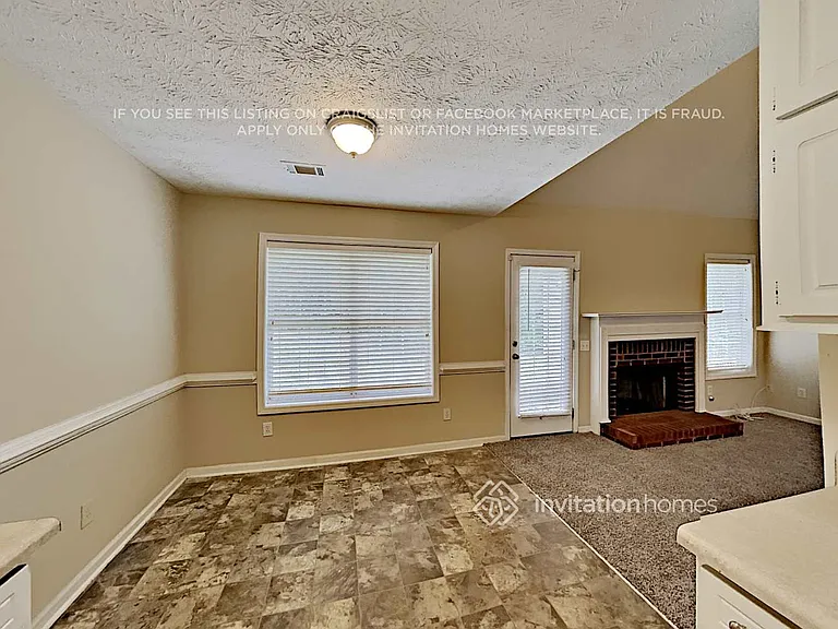 400 Freedom Dr — Photo 7