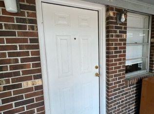1021 W Rowan St APT F, Fayetteville, NC 28305