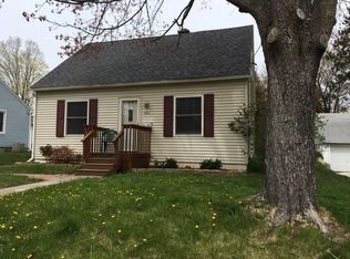 443 Russell St, Baraboo, WI 53913