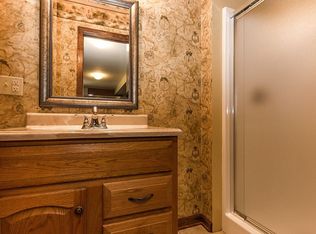 488 Woodway Dr, Blountville, TN 37617