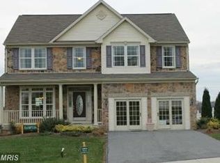 105 Water Run St, Taneytown, MD 21787