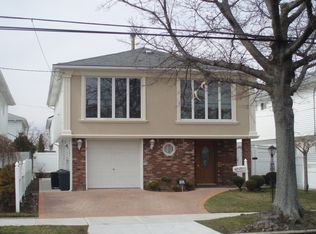 16316 84th St, Howard Beach, NY 11414