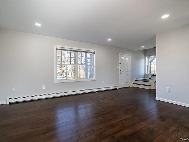 35 Harrison Ave — Photo 3