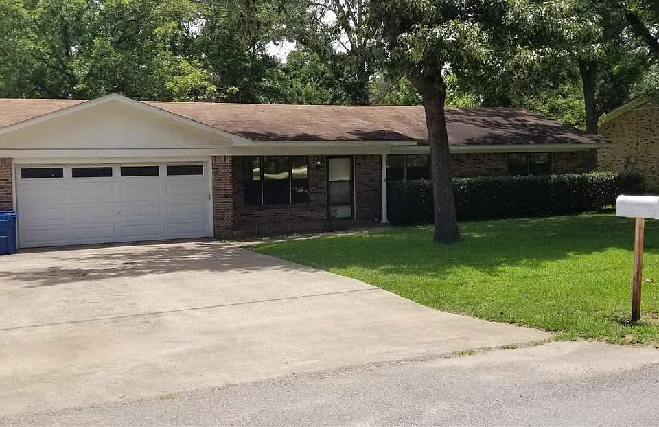 1st image of 107 Senter Ave