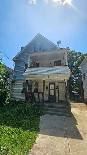 72 Rock St #3 Photo 1