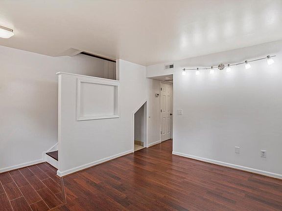 5th image of 107 Cooper Glen Pl Unit 2