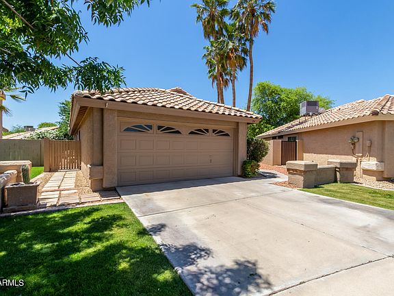 2nd image of 74 S CYPRESS Court