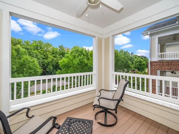 734 Portstewart Dr, Cary, NC 27519