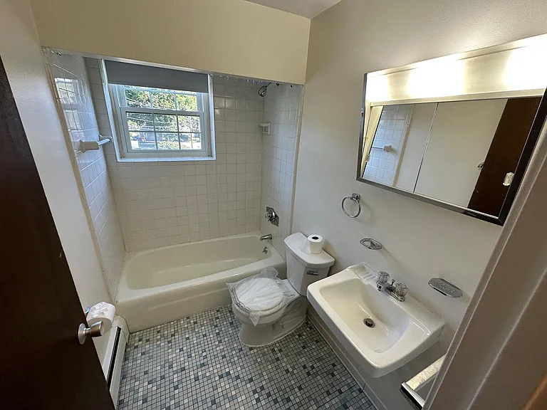 8 Brattle Dr #7 — Photo 5