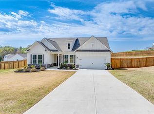 253 Waterford Cir, Cornelia, GA 30531