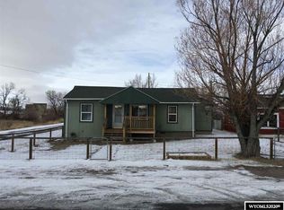 424 W Main St, Saratoga, WY 82331