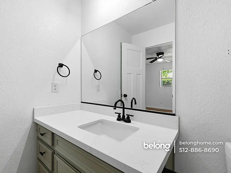 3103 Honeysuckle Cir #B — Photo 25