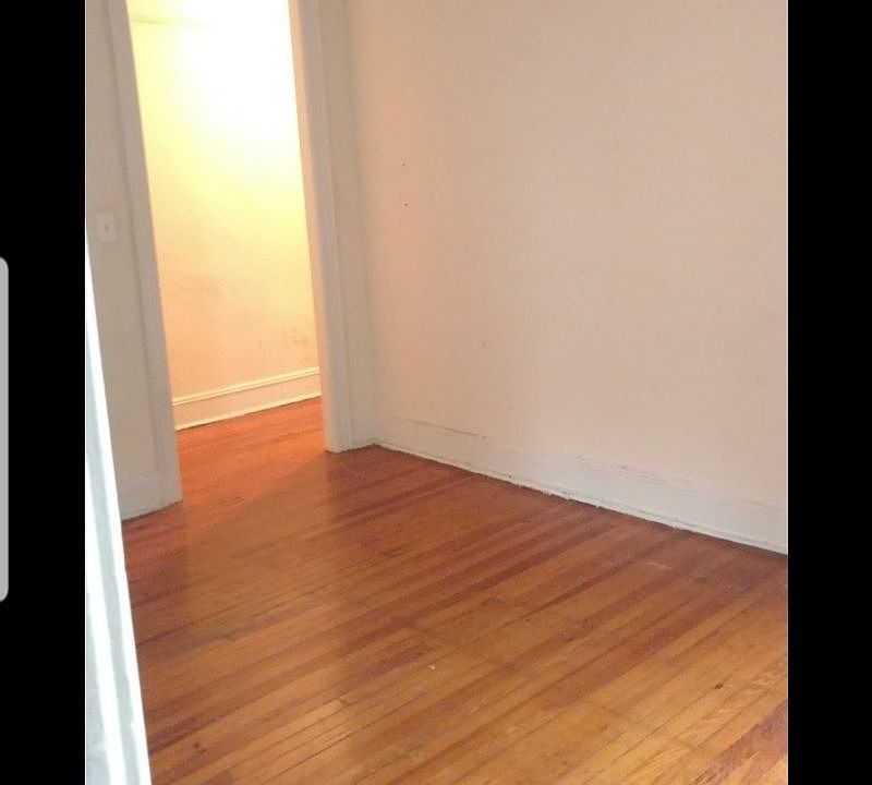 2nd image of 2724 23rd St APT 3F