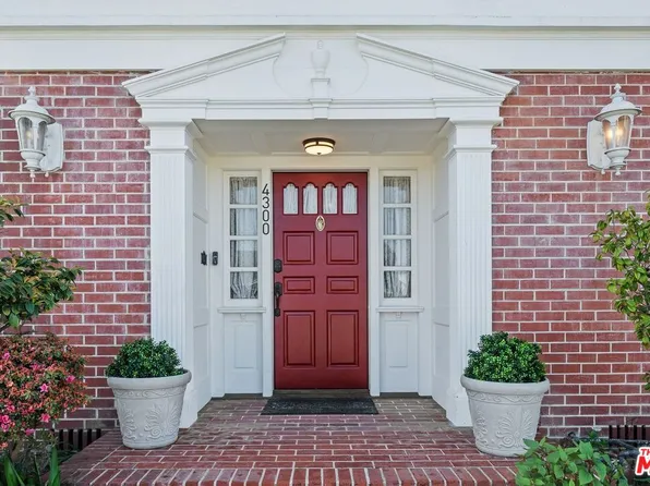 4300 Don Felipe Dr, Los Angeles, CA 90008