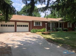 212 Evans Ave, Bradner, OH 43406
